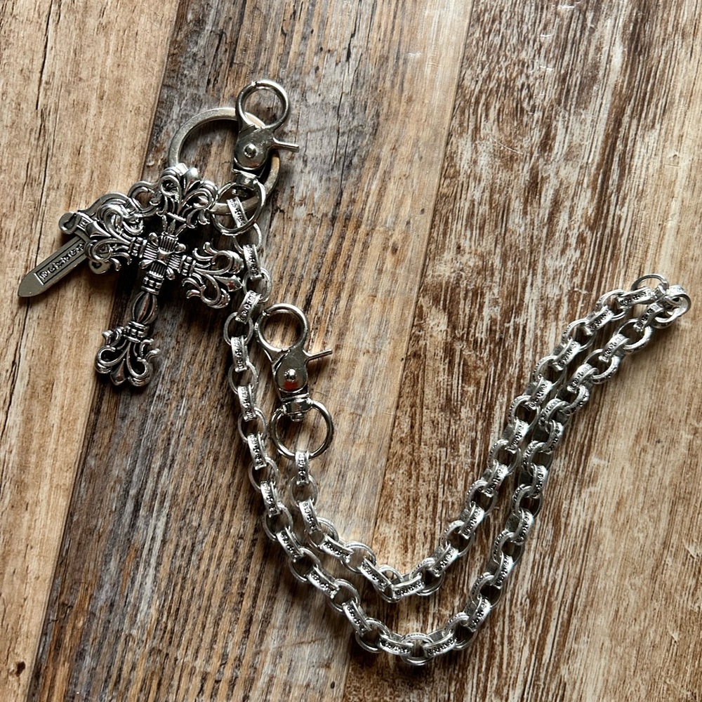 Men's Silver Chrome heart Wallet Chain /Necklace with Ornate Cross Charm